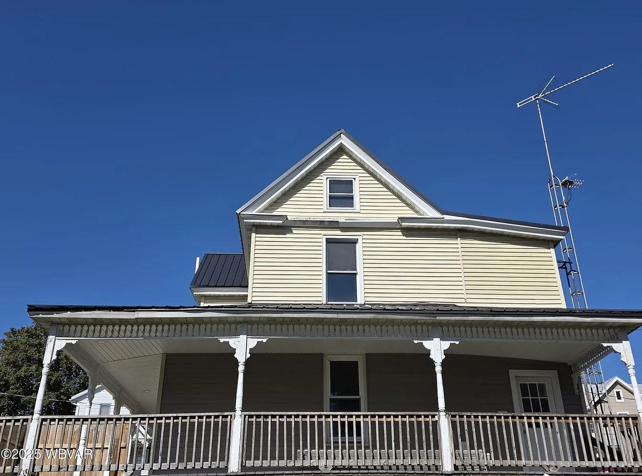 77 E Houston Ave #1 - Photo 5 of 19