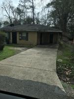 featured image of 4212 Barlow St #1