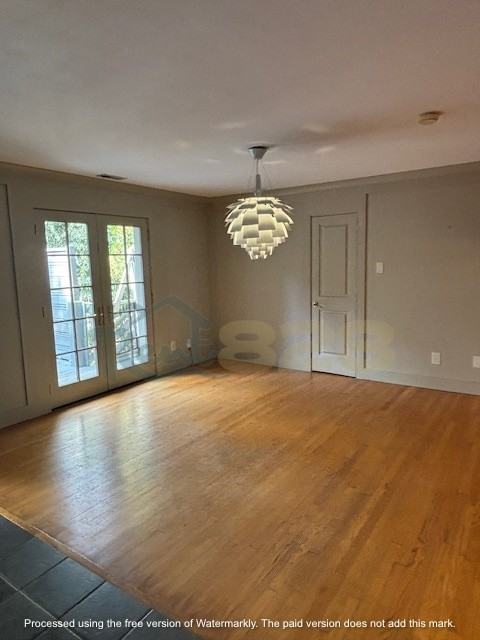 1045 Mountain View St #1 - Photo 6 of 17