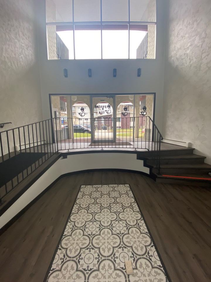 Spanish Villa - Photo 5 of 9