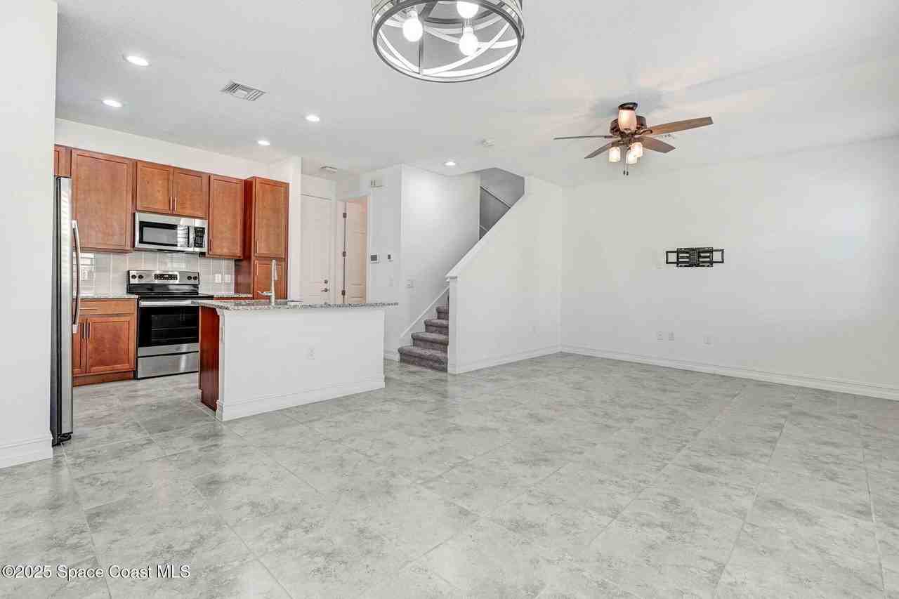 1475 Isabella Drive - 101Unit 101 #101 - Photo 5 of 10