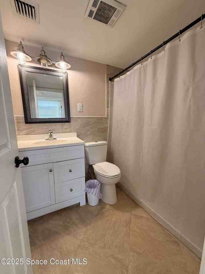 2020 North Atlantic Avenue - 511-SUnit 511-S #511S - Photo 6 of 10