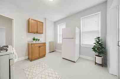 130 Eutaw St #1 - Photo 5 of 9