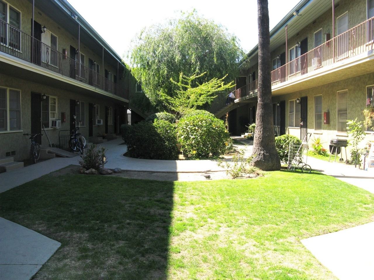 Elm Gate Apartments - Photo 2 of 7