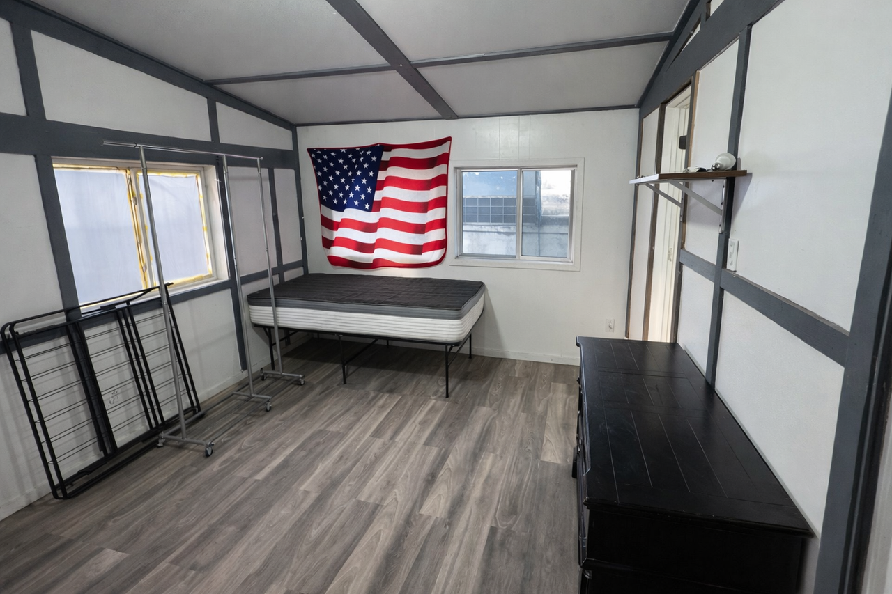 11160 Front St #11160 - Photo 5 of 13