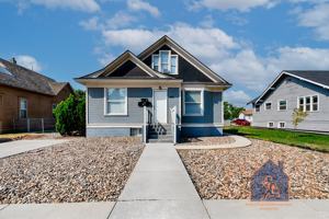 featured image of 820 E Chicago St #A