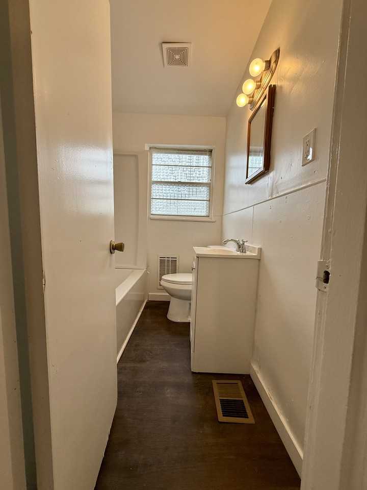 7823 Rugby Ave #1 - Photo 5 of 10