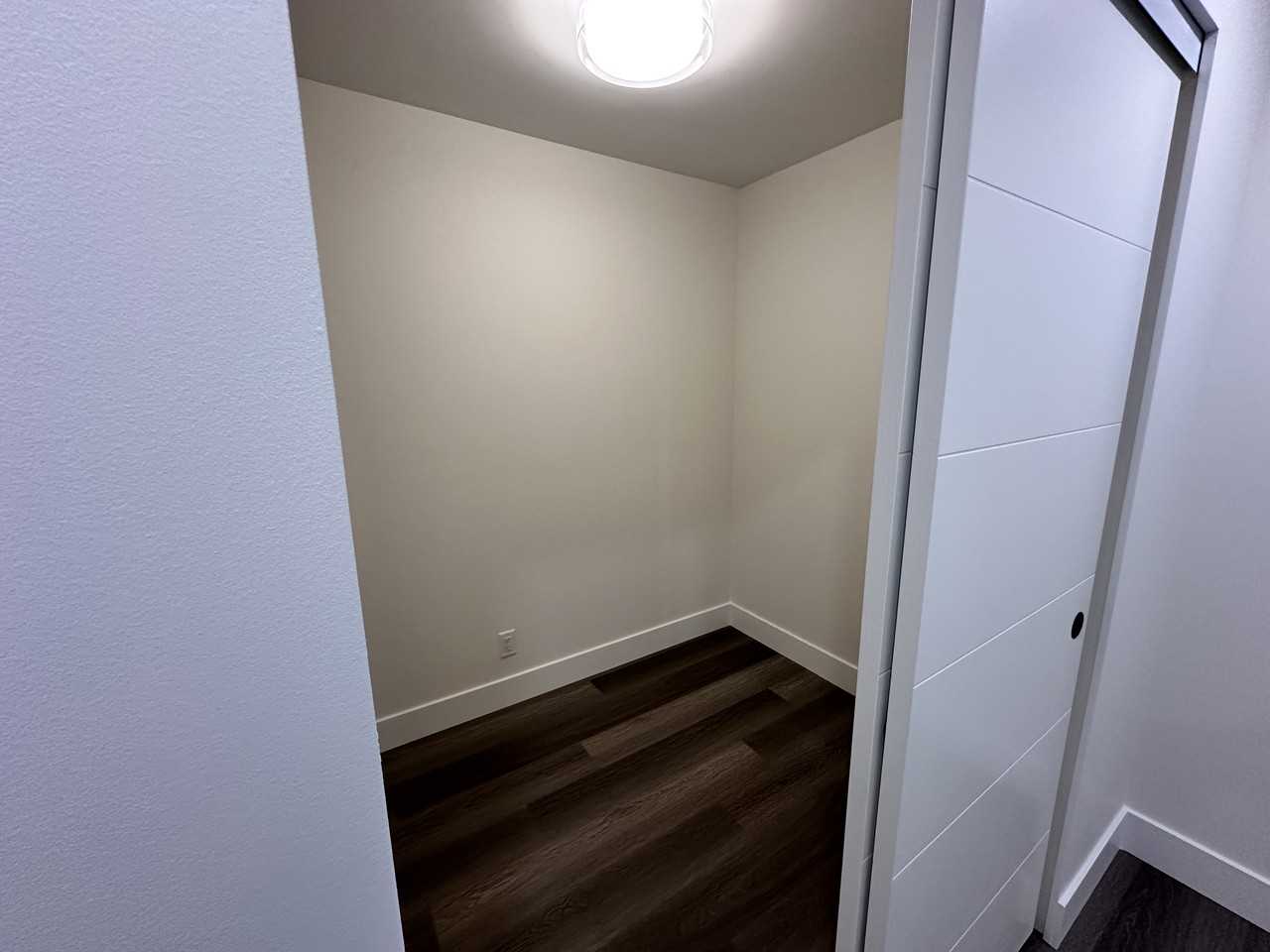 10778 138 Street #412 - Photo 6 of 23