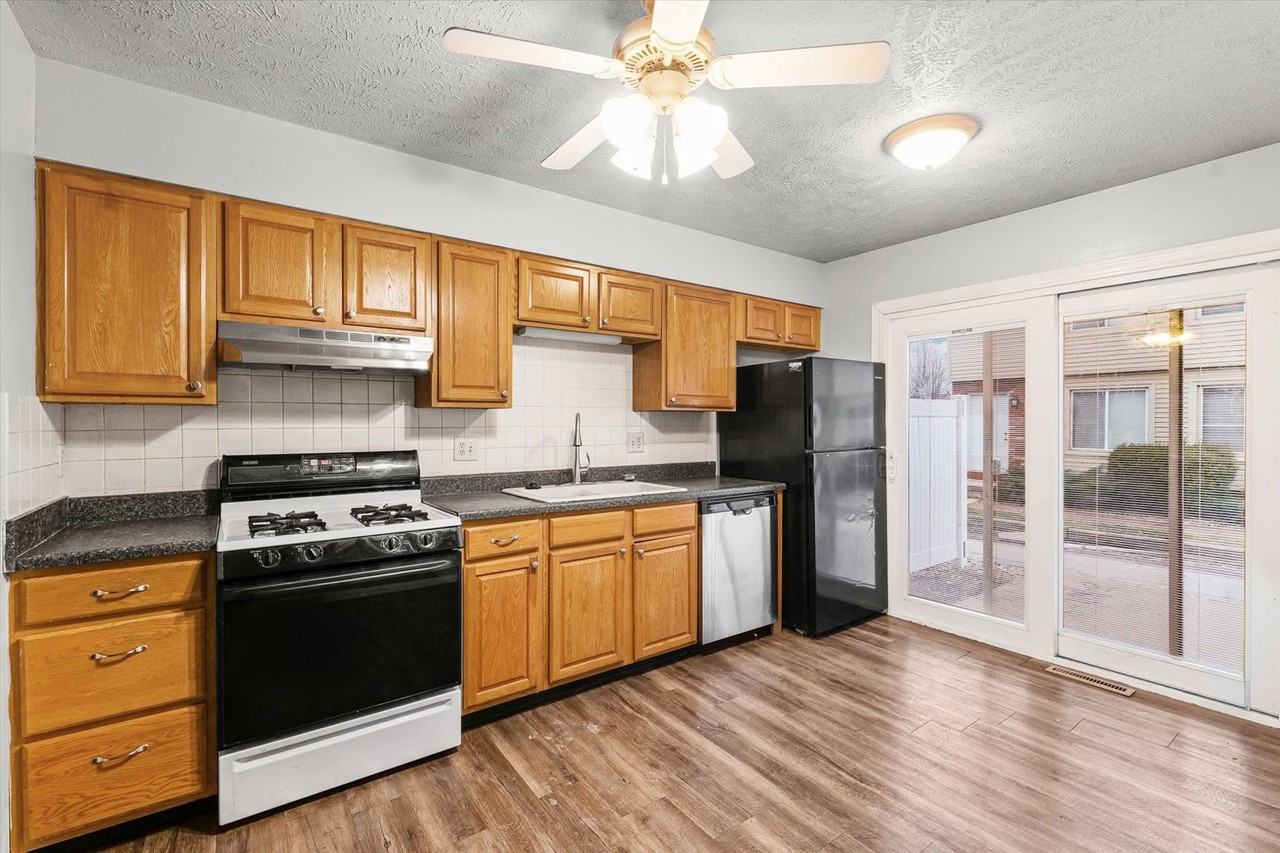 1506 Dustin - Photo 5 of 16