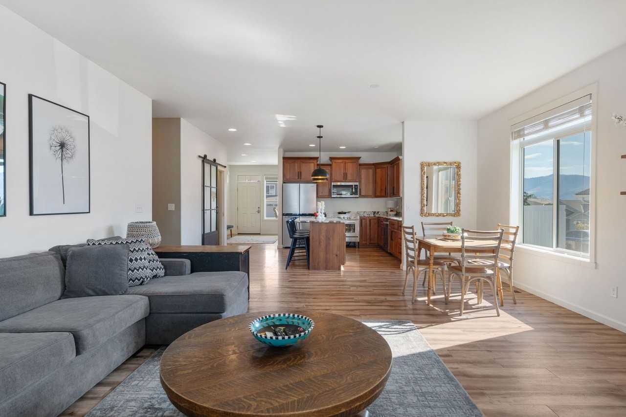 125 Summer Breeze Rd - Photo 7 of 46