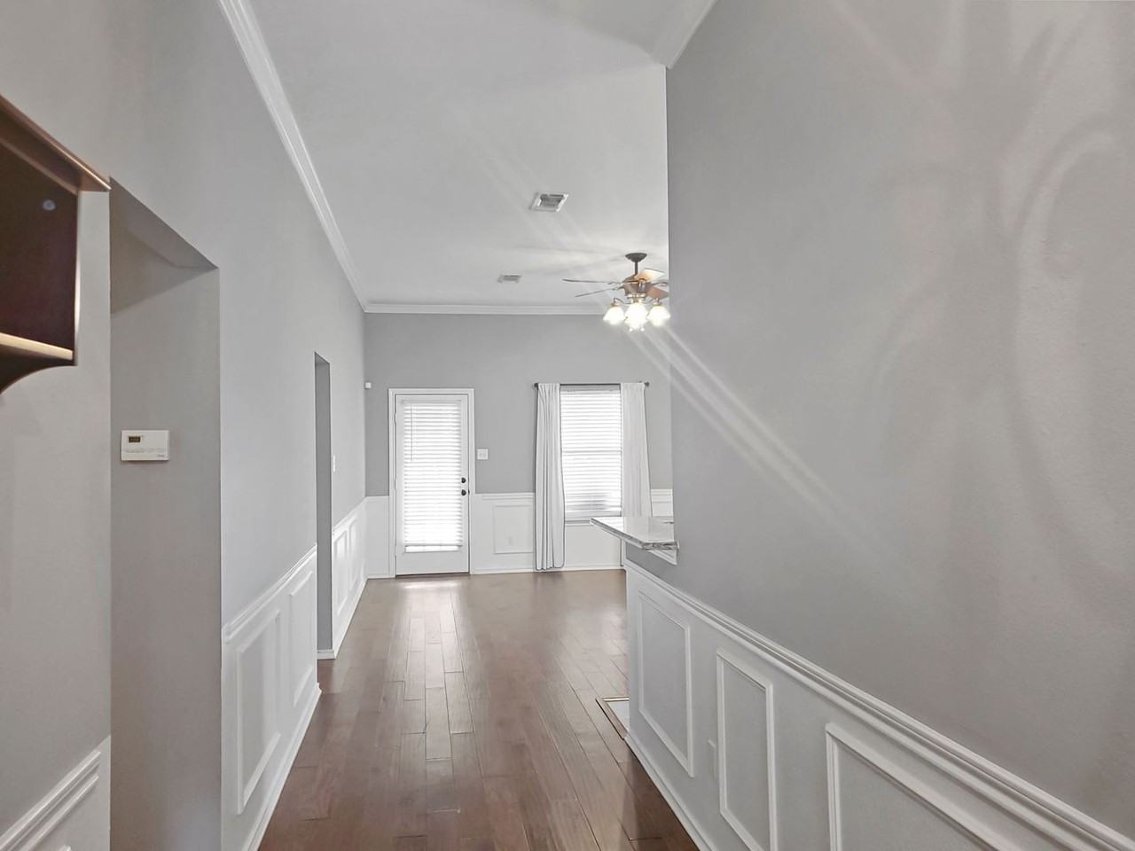 4411 Shady Elm Dr - Photo 3 of 20