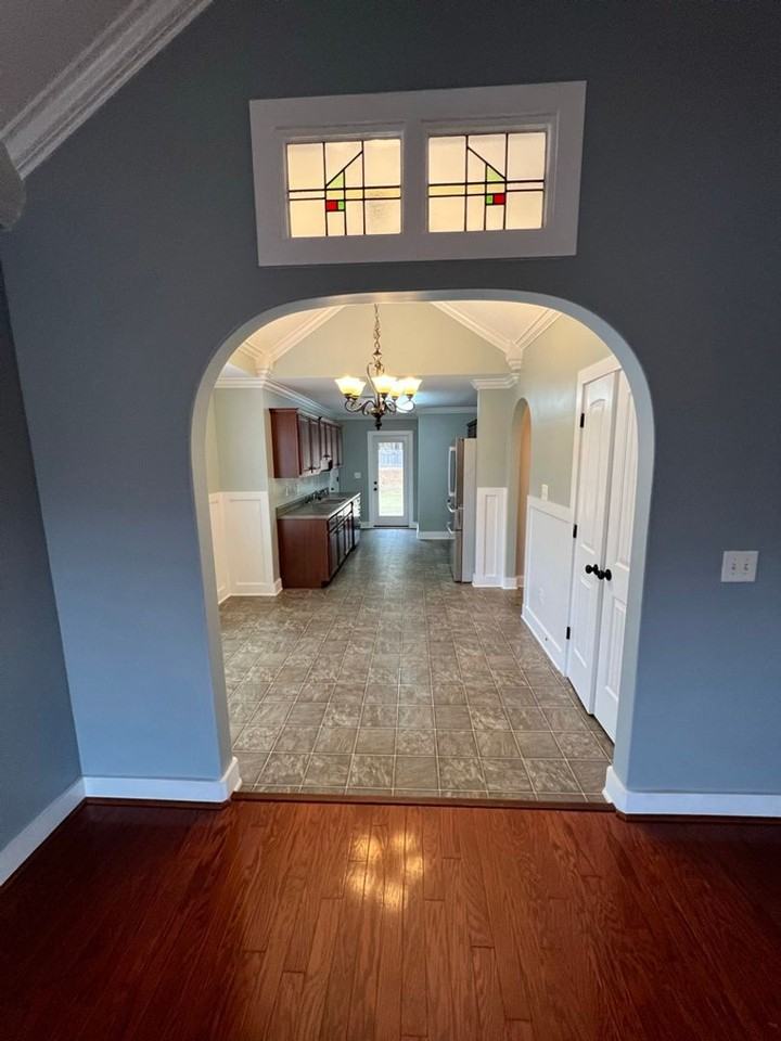 205 Rossburg Dr - Photo 4 of 26