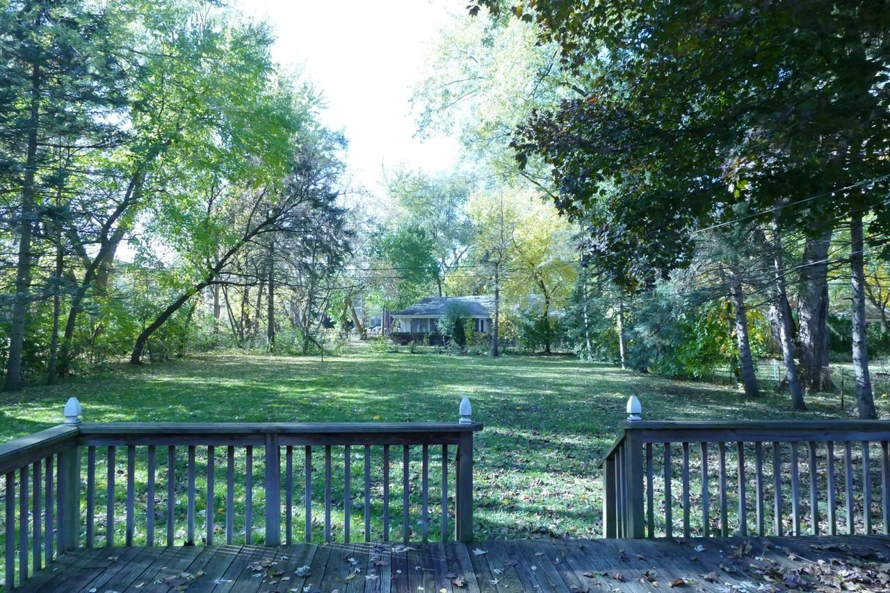 2711 Crooks Rd - Photo 2 of 14