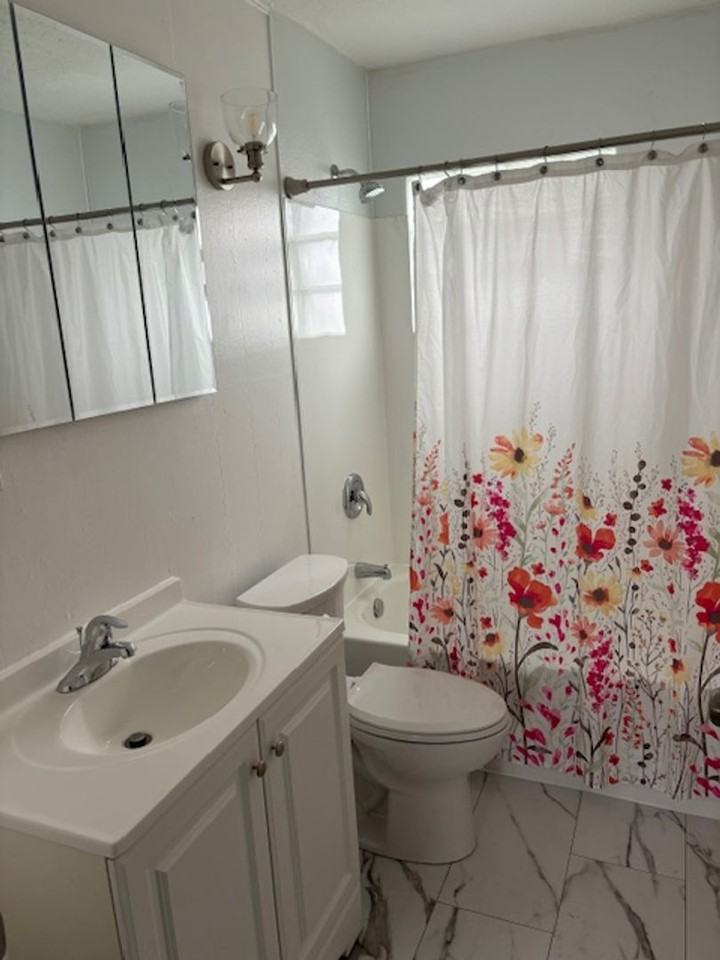 4429 Camden Ave - Photo 7 of 13