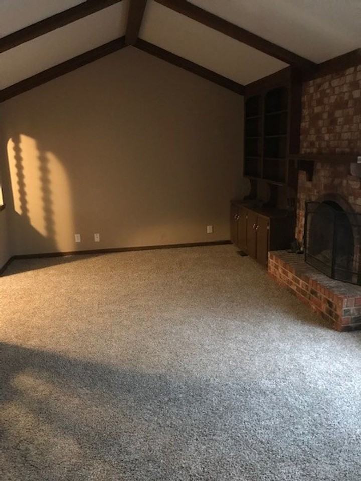 1522 Ashley Cir - Photo 5 of 14