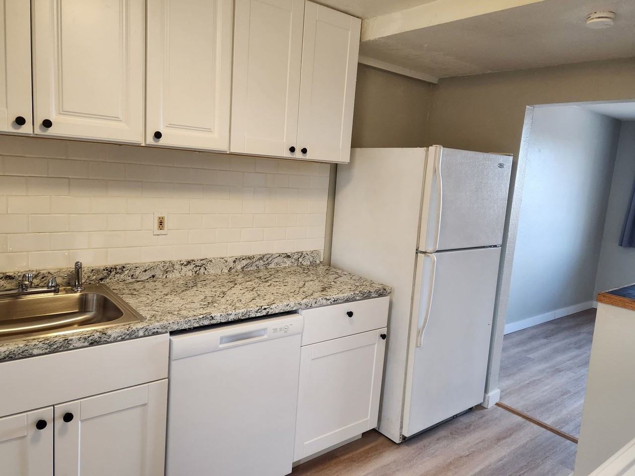 1517 W Thomas Rd #3 - Photo 5 of 36