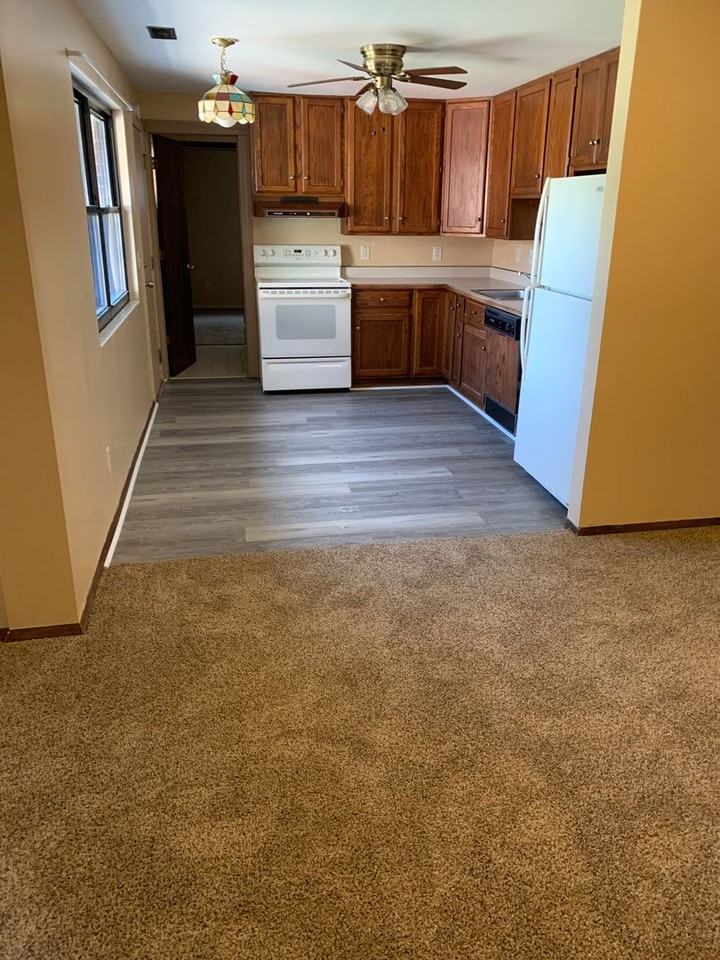 256 Kinsman Ct - Photo 5 of 29