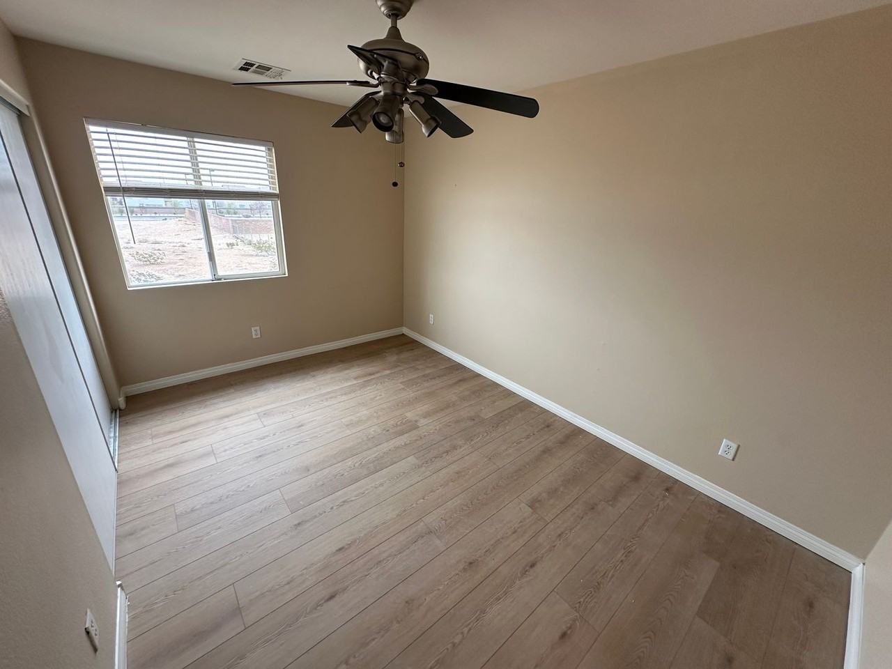 7340 Agonis St - Photo 6 of 6