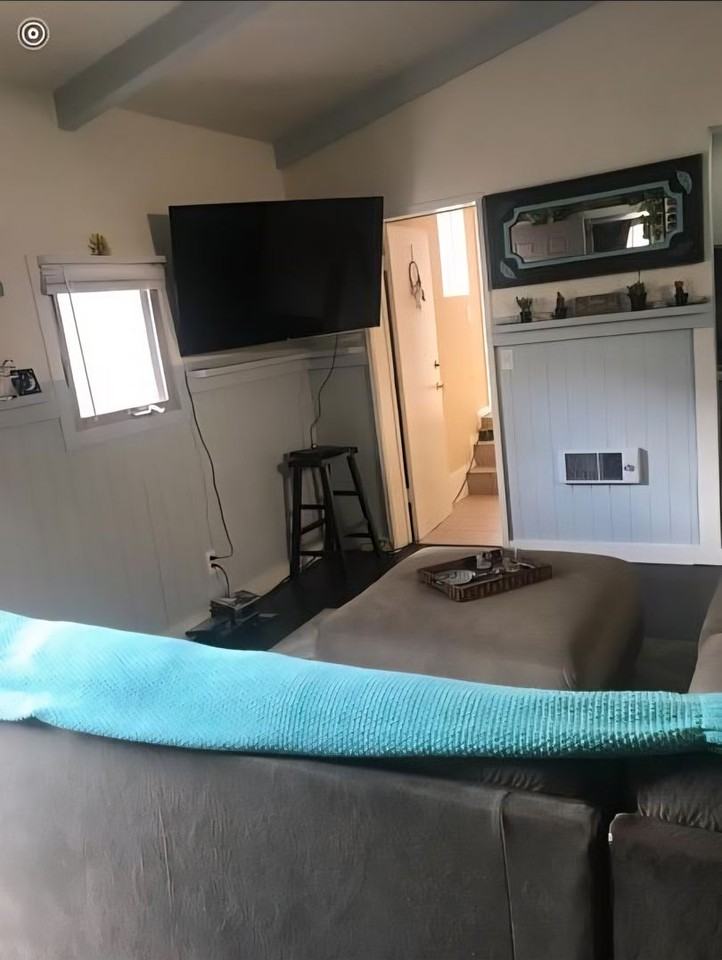 723 Santa Barbara Pl - Photo 4 of 9