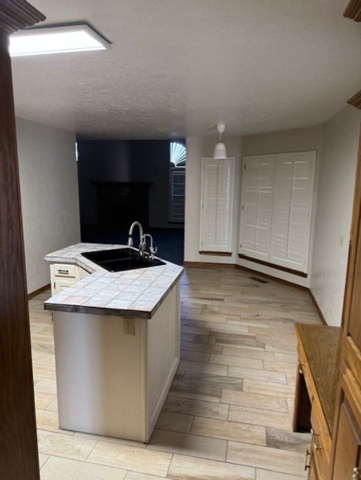 3609 Bob White Ave - Photo 5 of 10