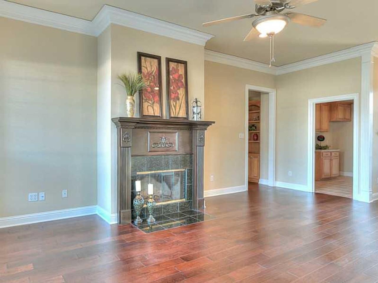 5012 Tensas Dr - Photo 3 of 18