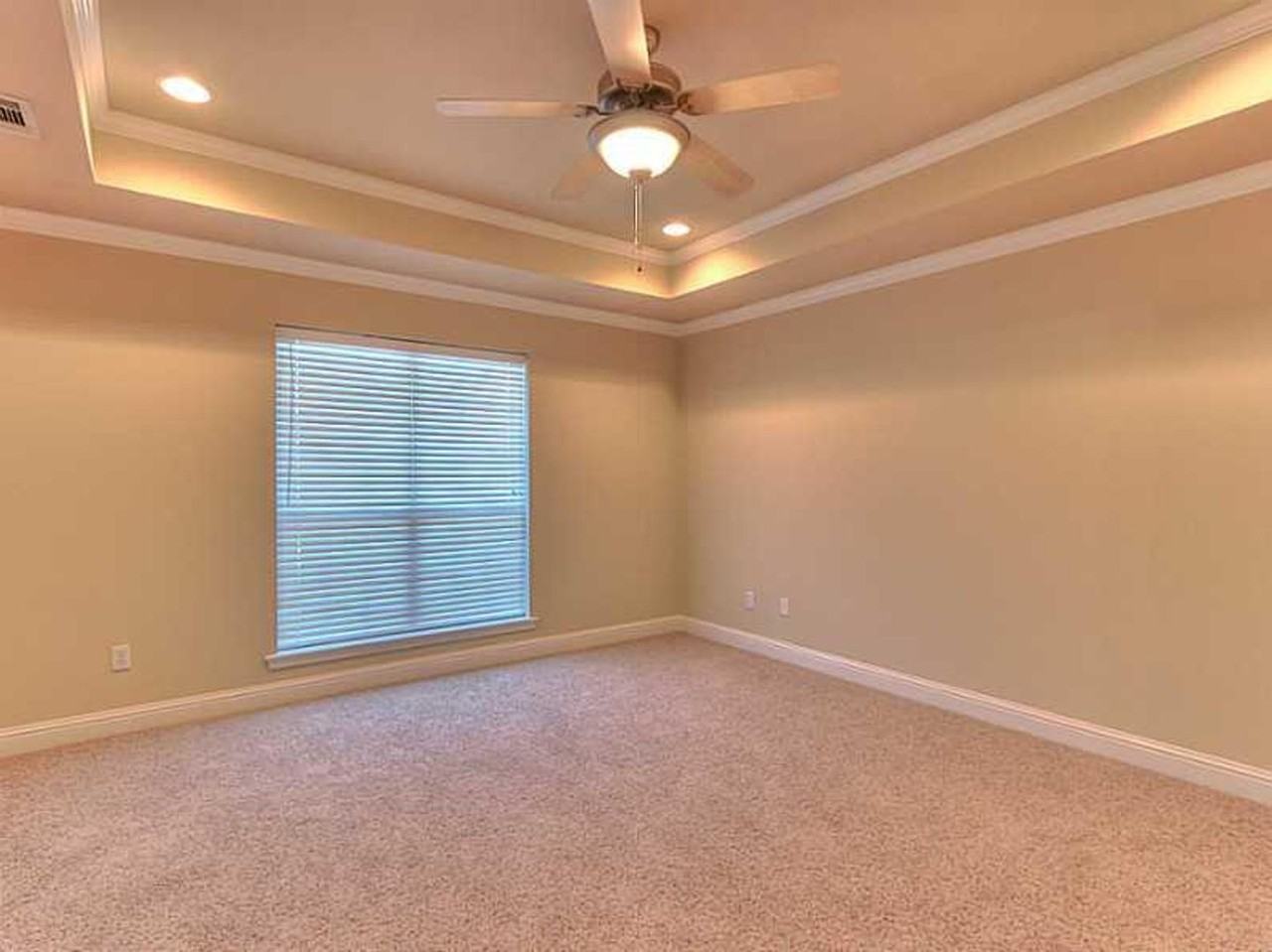 5012 Tensas Dr - Photo 5 of 28