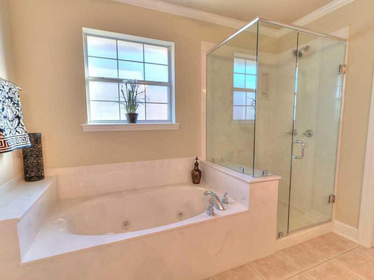 5012 Tensas Dr - Photo 6 of 28