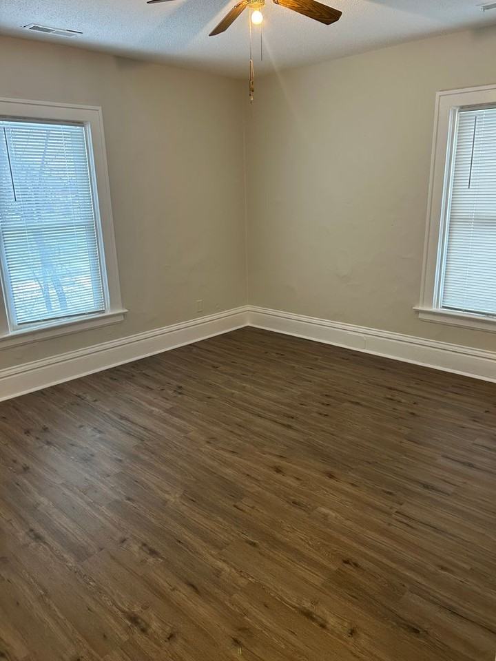 511 Penn Ave N - Photo 4 of 9