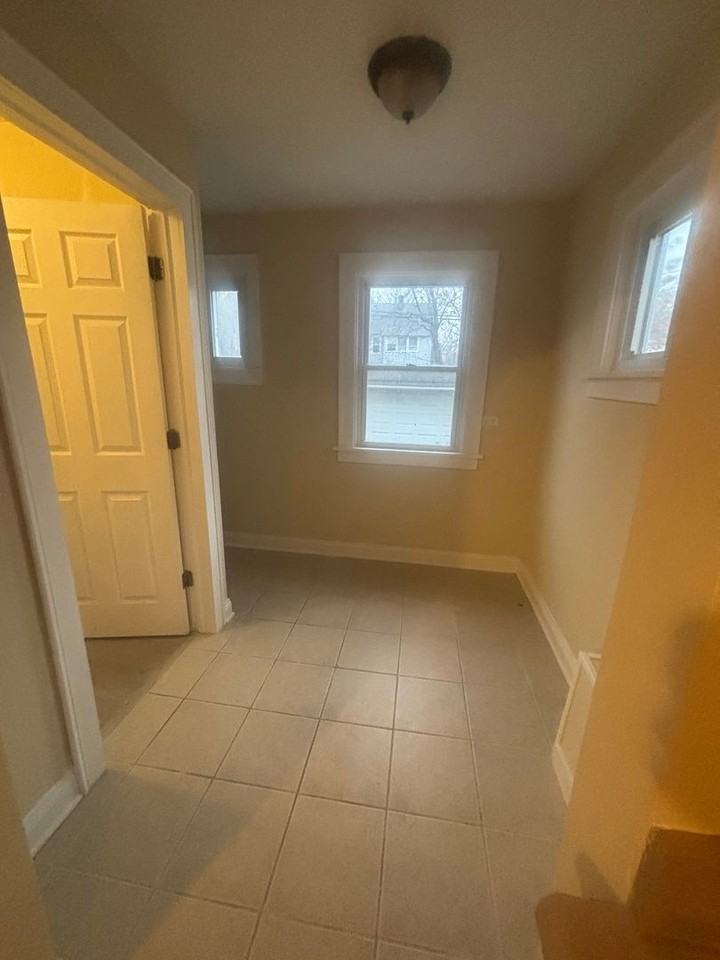 3396 Kildare Rd - Photo 5 of 10