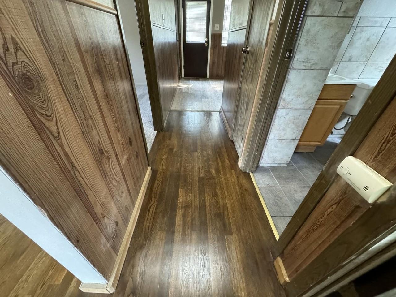 6180 Emerald Ave - Photo 5 of 14