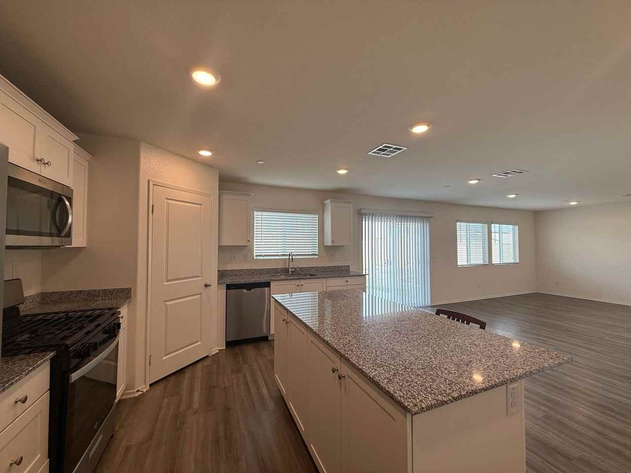 4371 W Avenue J5 - Photo 5 of 20