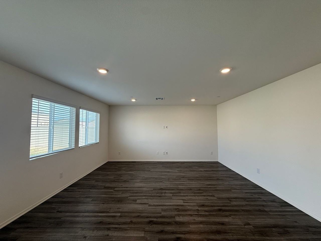 4371 W Avenue J5 - Photo 7 of 20