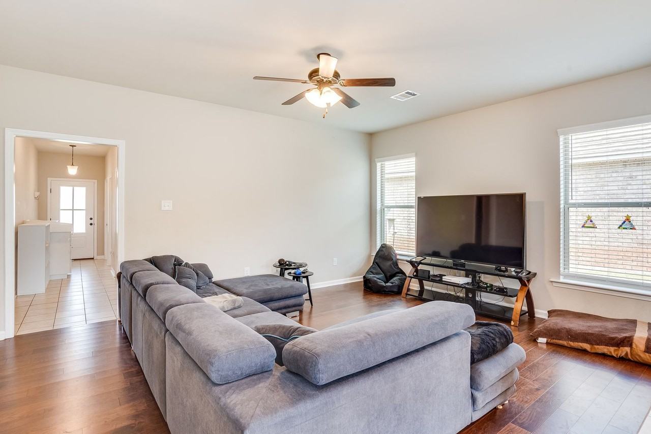 3049 Grace Harper Dr - Photo 7 of 14