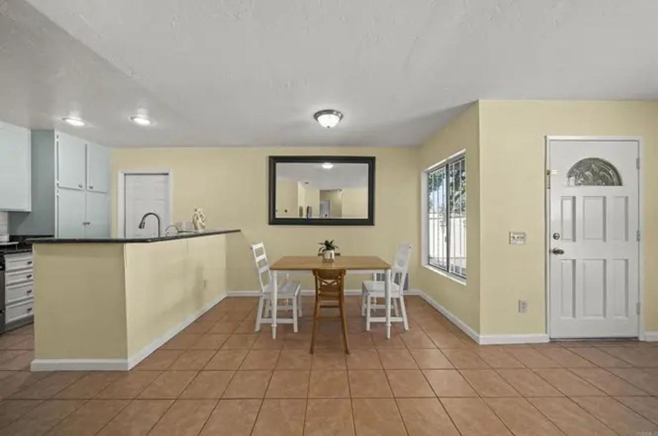 1012 S 45th St - Photo 5 of 18