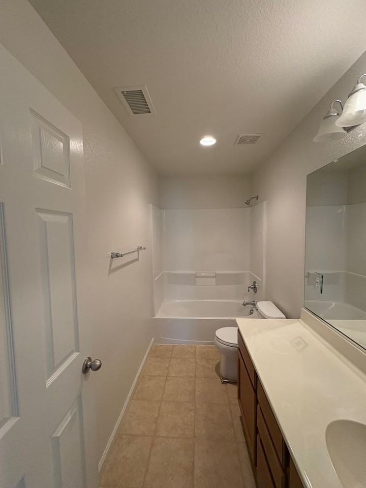 2055 Peaceful Valley Dr - Photo 7 of 13