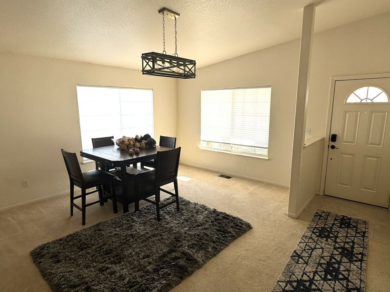 17605 Alexandria Ct - Photo 6 of 16