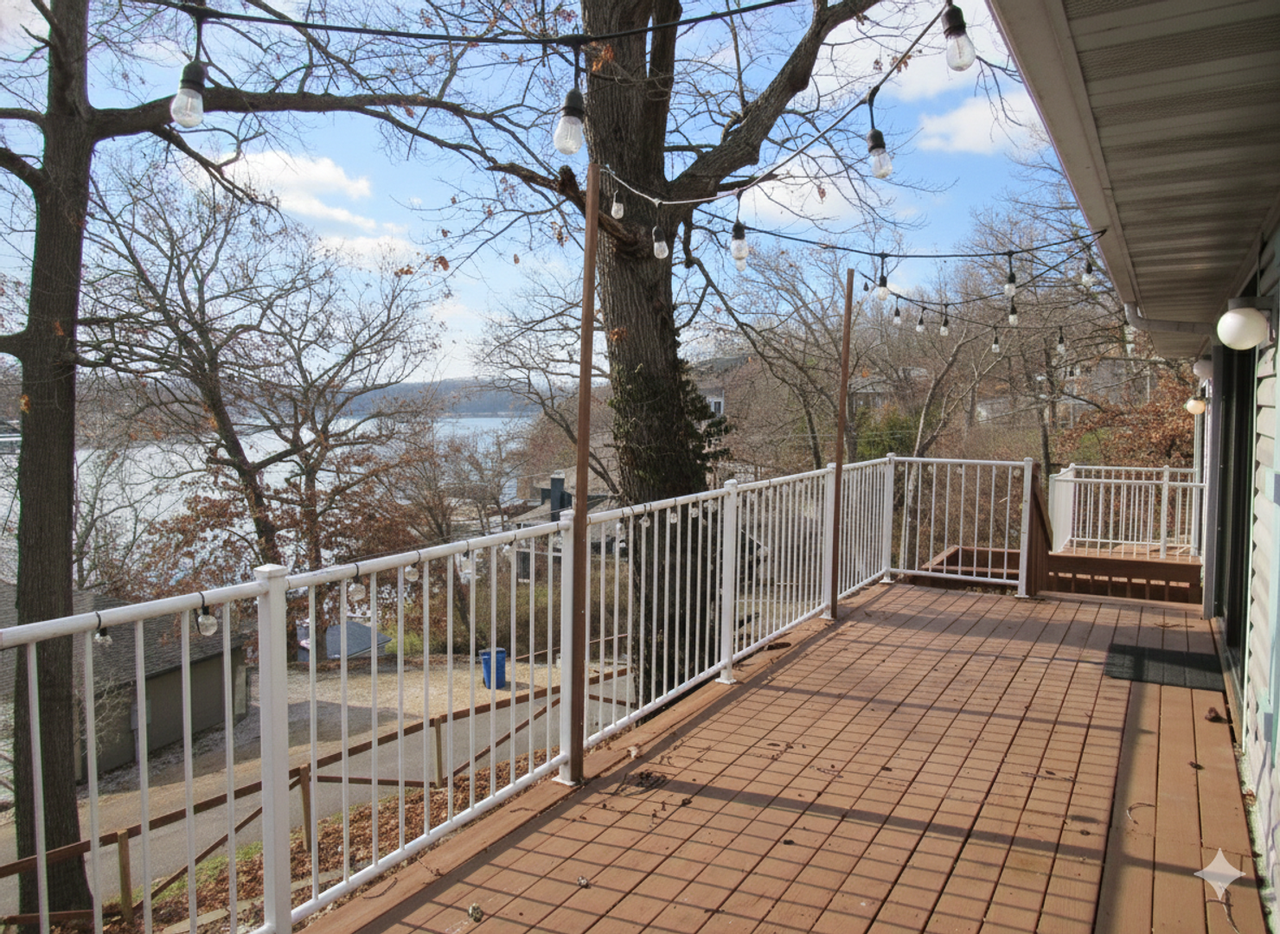 6739 Park Shores Est - Photo 4 of 36