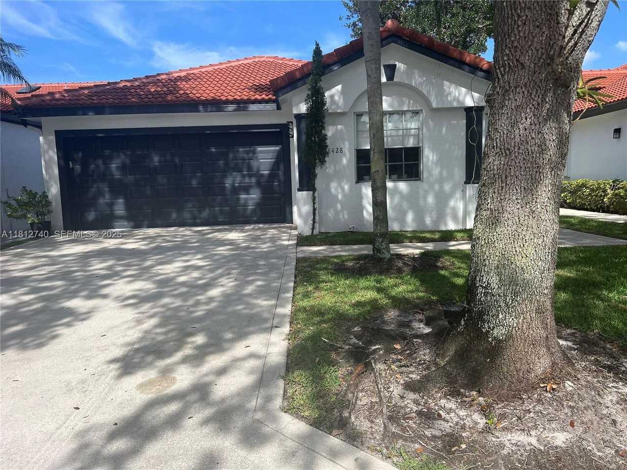 18428 18428 Via Di Regina 18428 - Photo 5 of 10