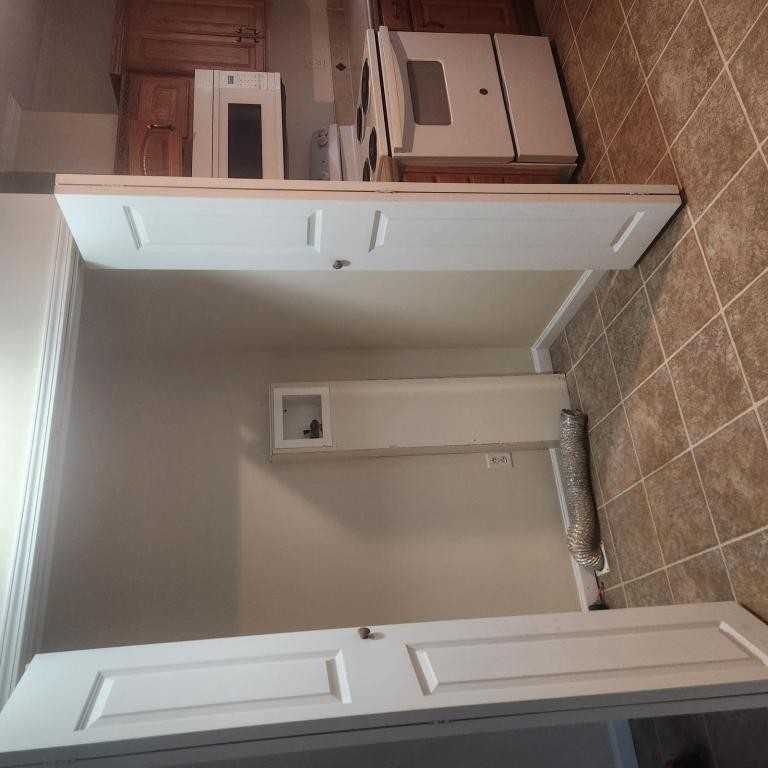 535 Mcwhorter Rd - Photo 3 of 10