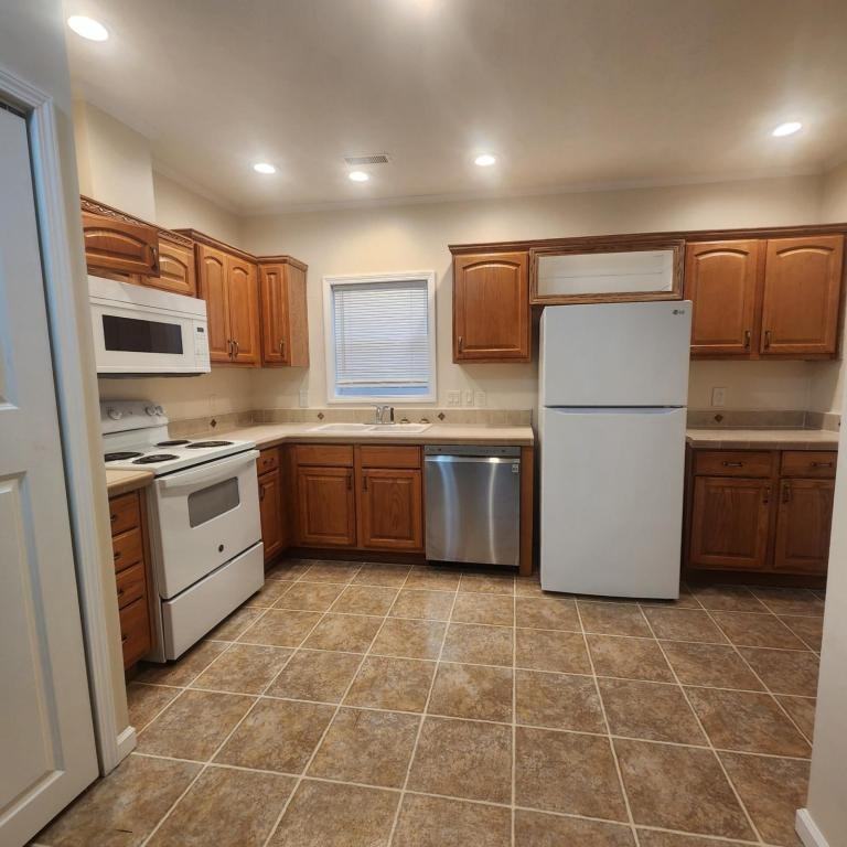 535 Mcwhorter Rd - Photo 4 of 10