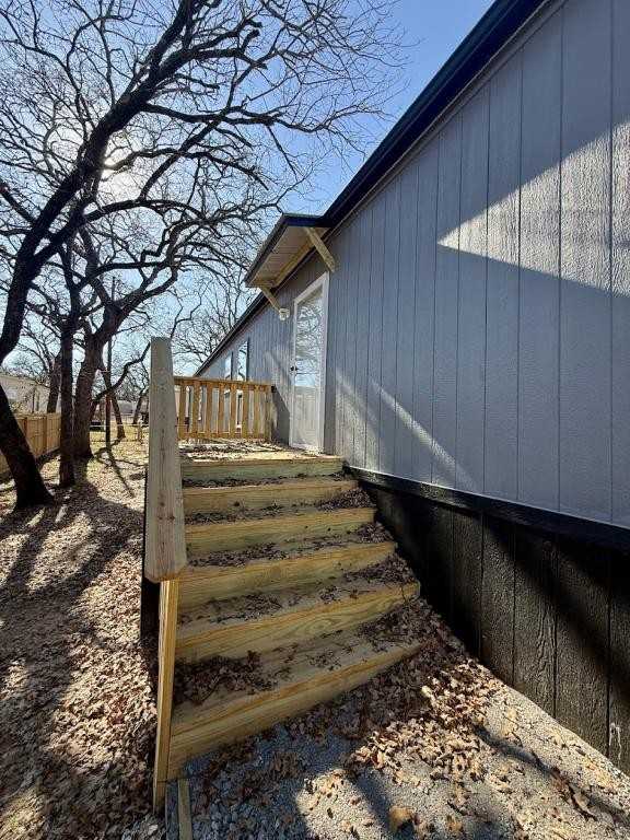 1741 Bonnie Ct - Photo 3 of 29