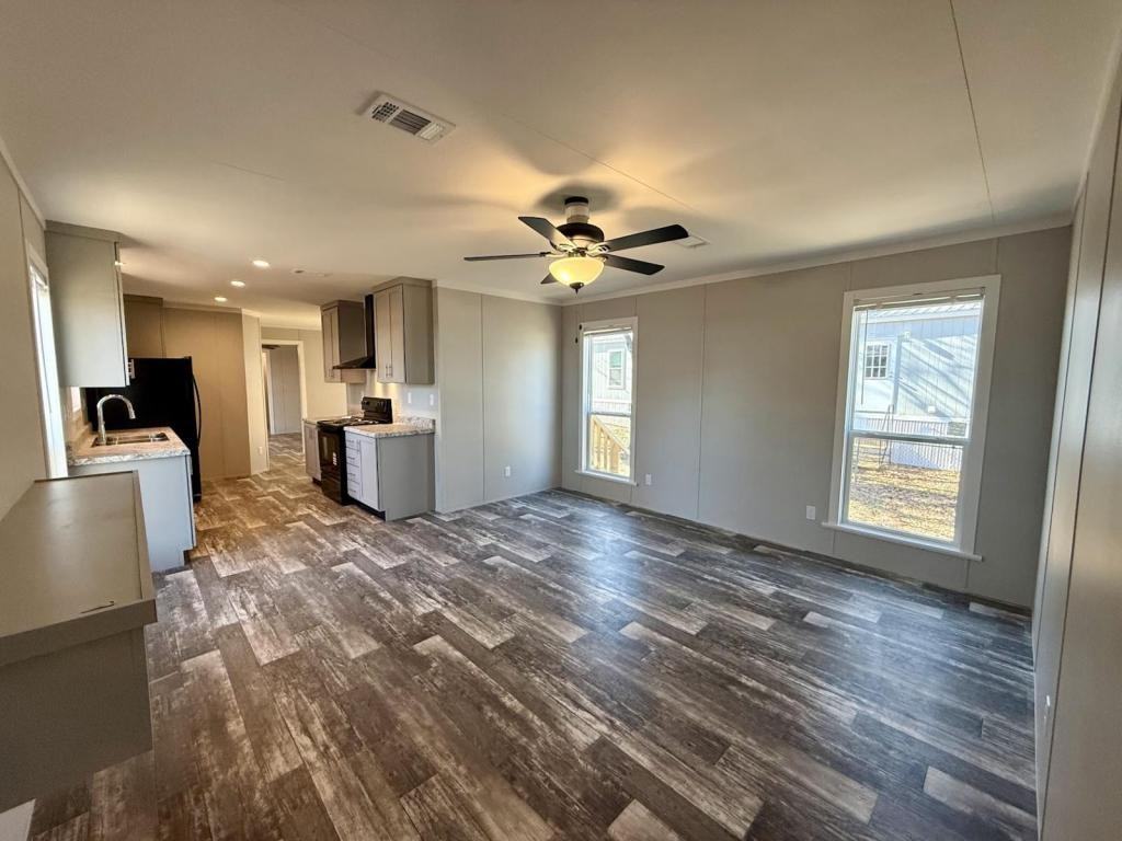 1741 Bonnie Ct - Photo 5 of 29