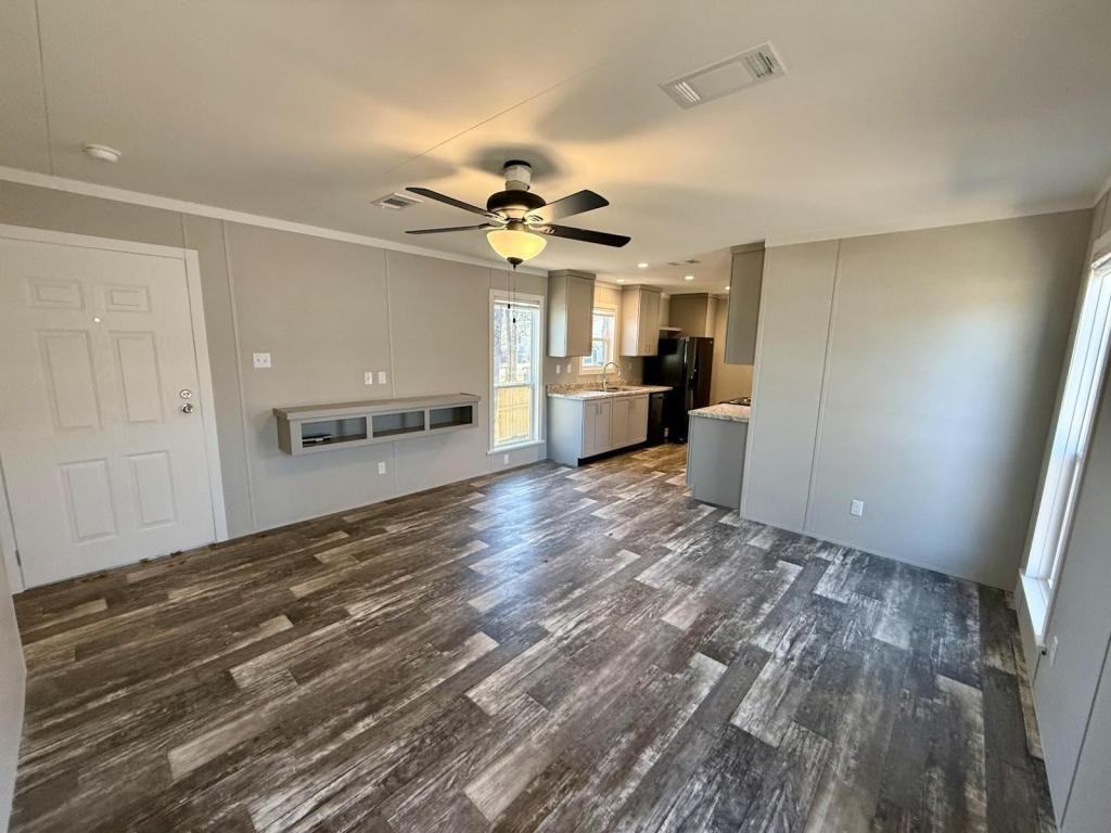 1741 Bonnie Ct - Photo 6 of 29