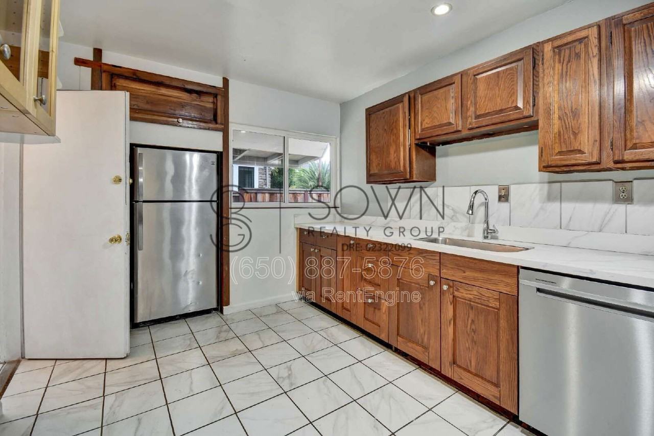 386 Cerrito Ave - Photo 6 of 26