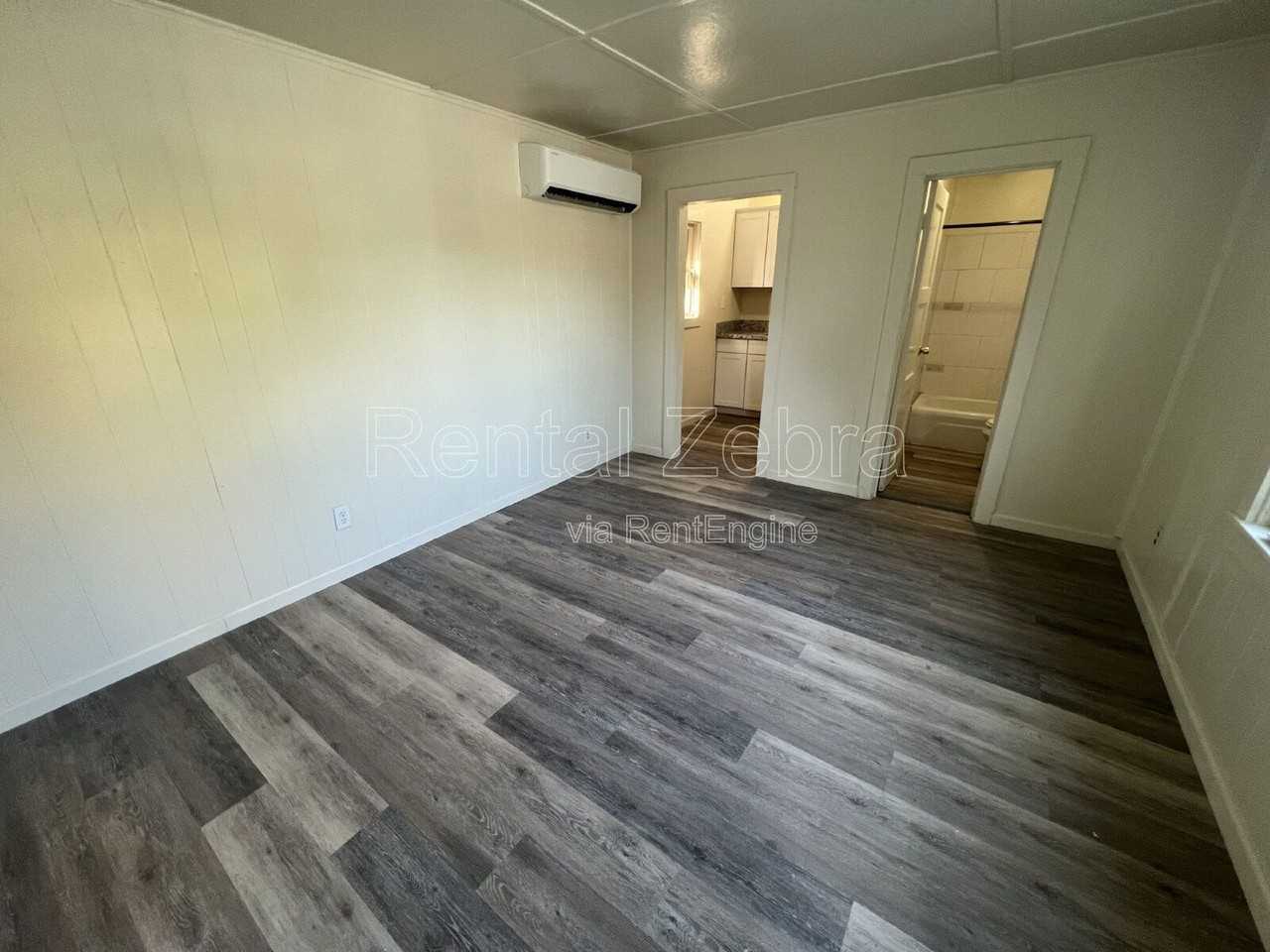 1919 H St - Photo 6 of 6