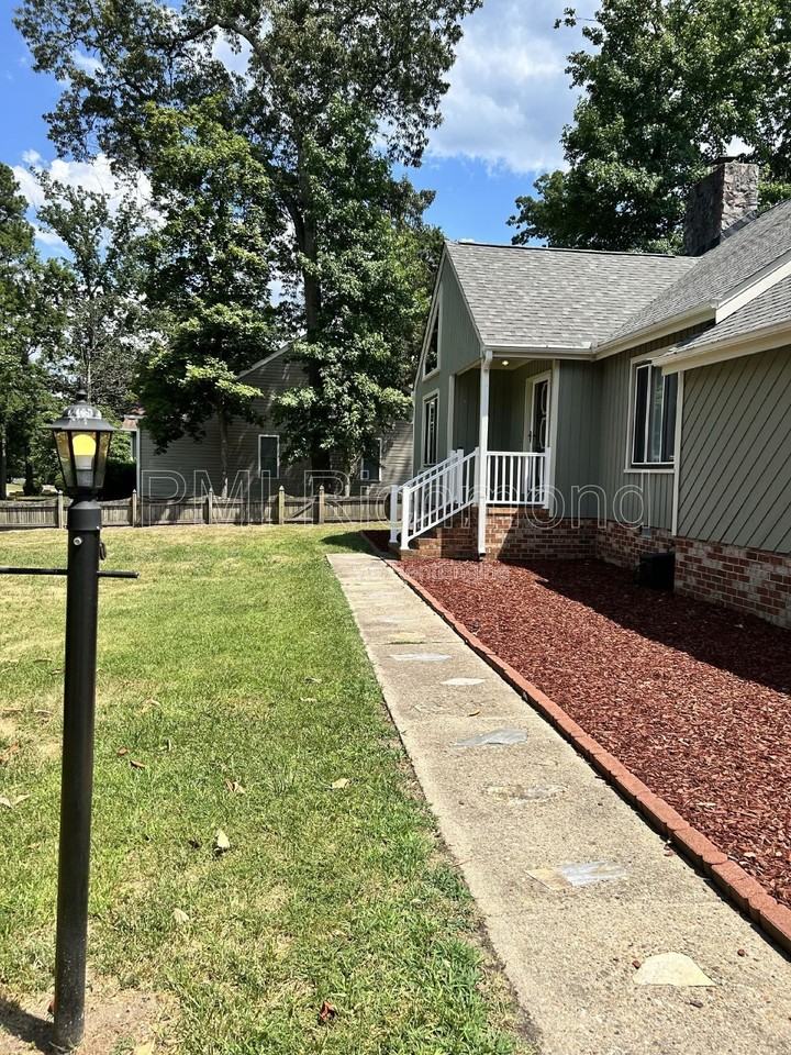 613 Rebel Ridge Rd - Photo 3 of 22