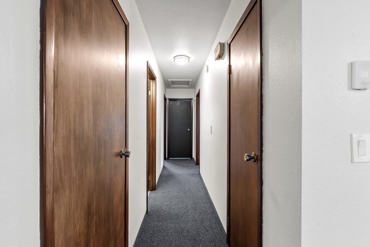 3463 6th Ave W - Photo 7 of 16