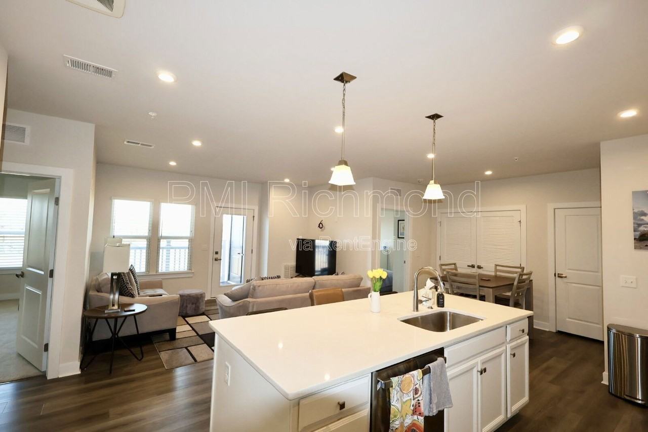 3800 Maze Runner Dr #304 - Photo 3 of 22