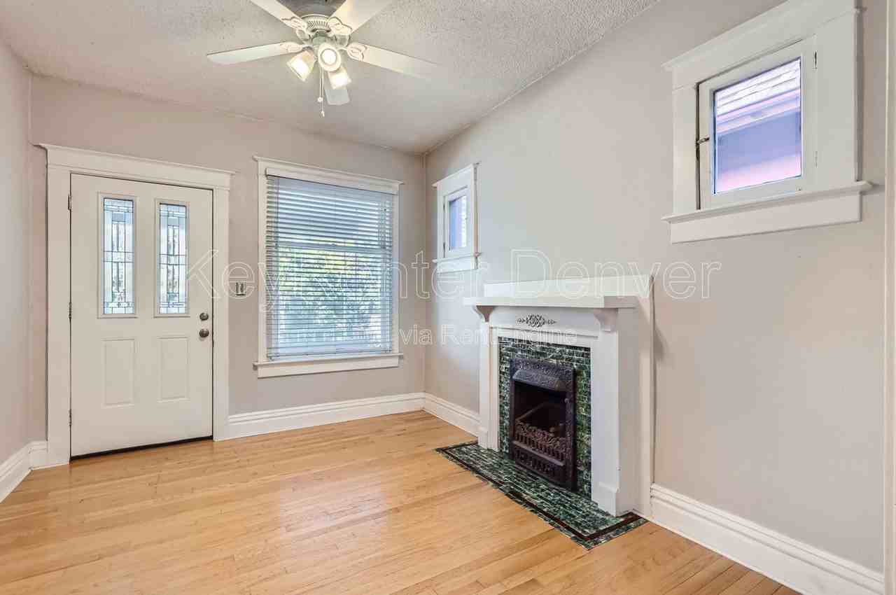 4351 Umatilla St - Photo 4 of 12