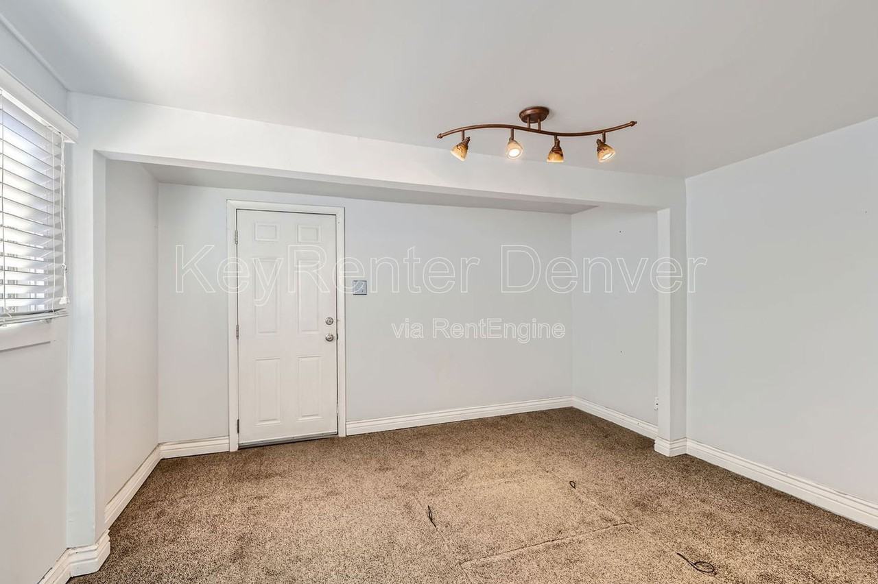 4351 Umatilla St - Photo 7 of 12